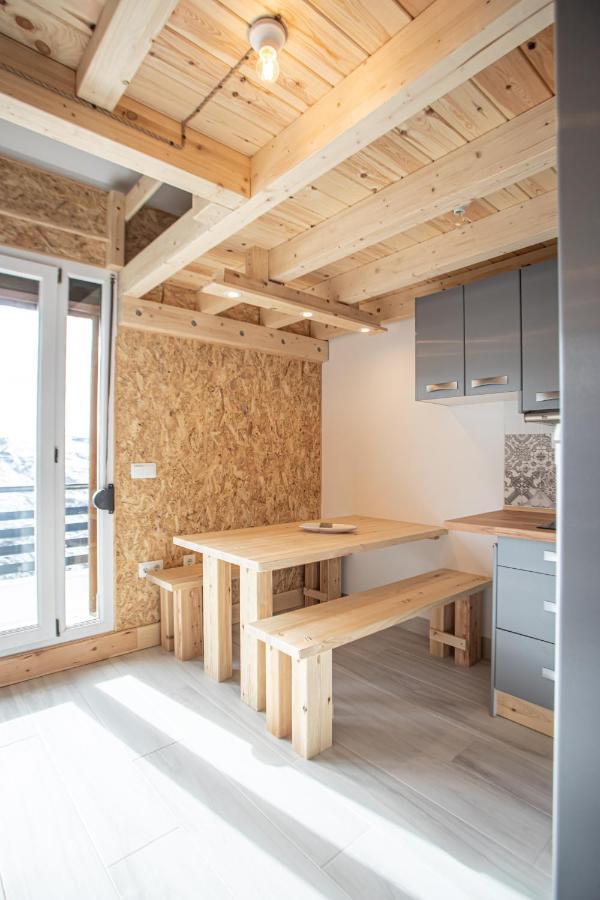 Sunset Apartment *